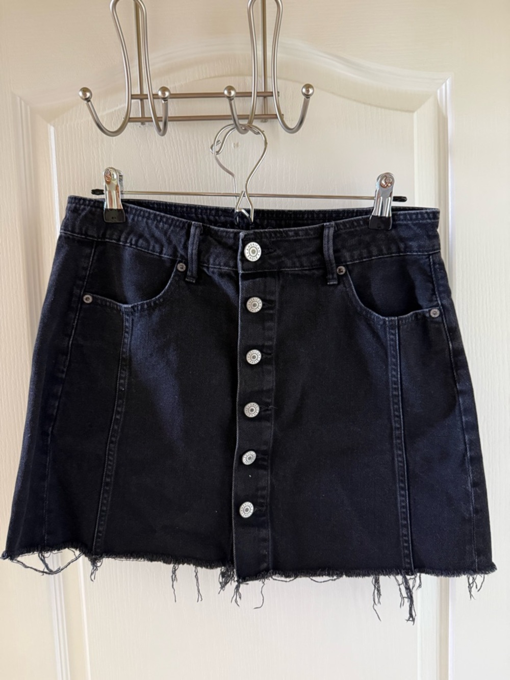 American Eagle Women's Black Button-Front Denim Mini Skirt